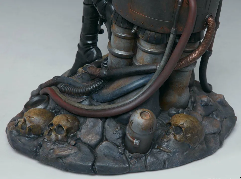 Adi Granov - Sova 18” Statue