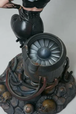 Adi Granov - Sova 18” Statue