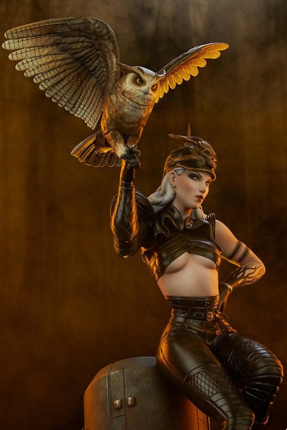 Adi Granov - Sova 18” Statue