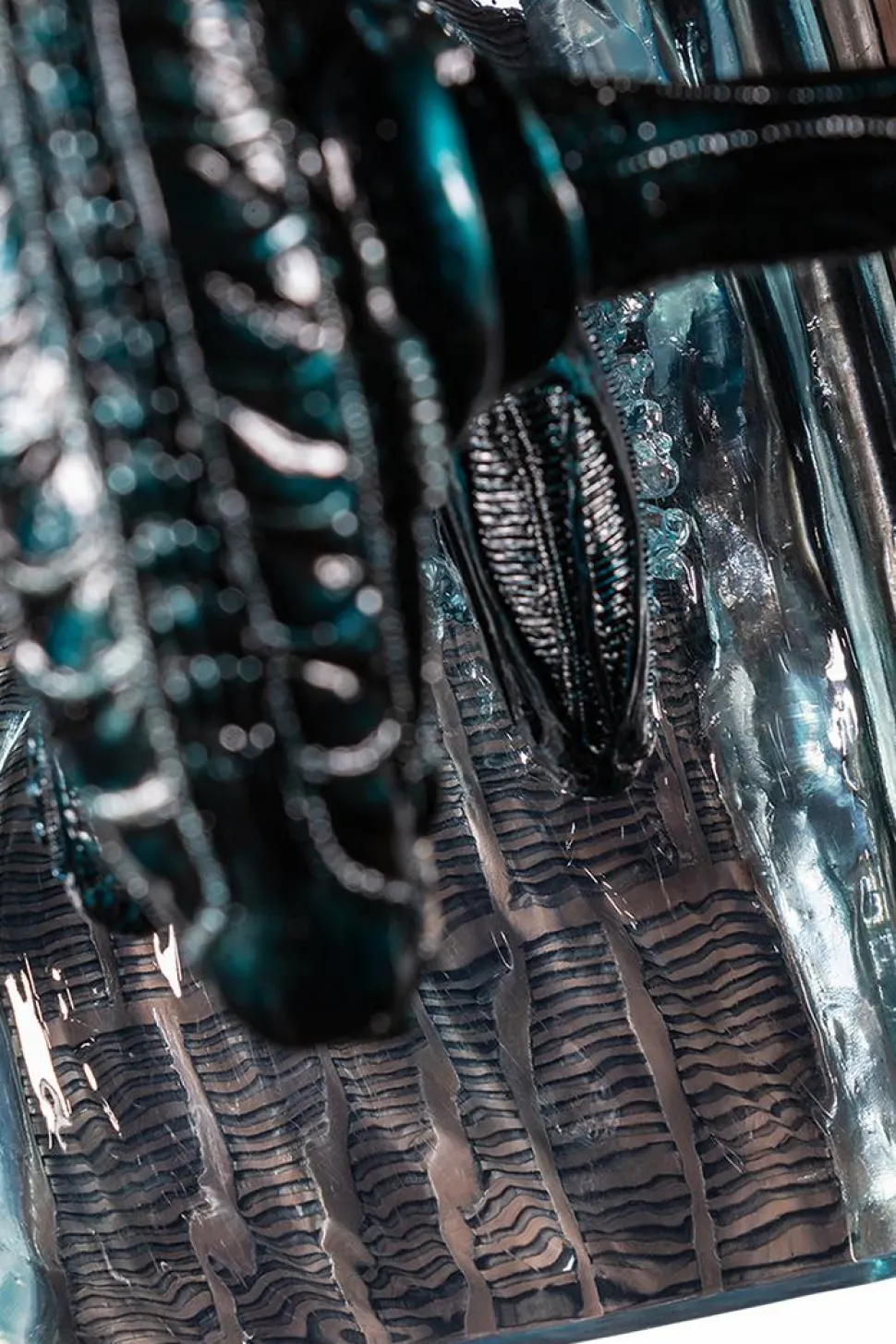 Aliens - Blue Alien Warrior Water Attack 1/6th Scale Diorama Statue