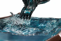 Aliens - Blue Alien Warrior Water Attack 1/6th Scale Diorama Statue