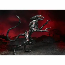 Aliens - Night Cougar Alien Kenner Tribute Ultimate 7” Scale Action Figure