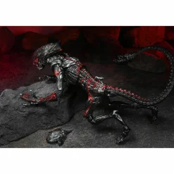 Aliens - Night Cougar Alien Kenner Tribute Ultimate 7” Scale Action Figure