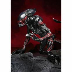 Aliens - Night Cougar Alien Kenner Tribute Ultimate 7” Scale Action Figure