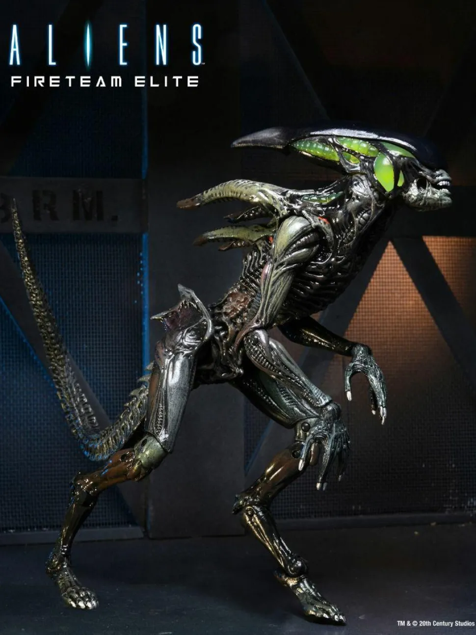 Aliens: Fireteam Elite - Spitter Alien 7" Scale Action Figure