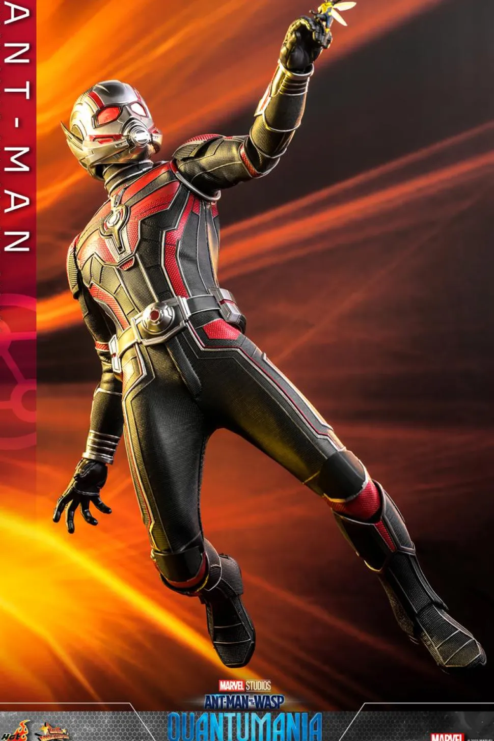 Ant-Man and the Wasp: Quantumania - Ant-Man 1/6th Scale Hot Toys Action Figure
