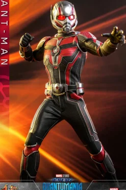 Ant-Man and the Wasp: Quantumania - Ant-Man 1/6th Scale Hot Toys Action Figure