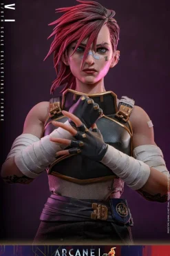 Arcane: League of Legends - Vi 1/6th Scale Hot Toys Action Figure