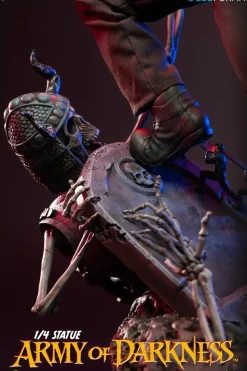Army of Darkness - Ash 1/4th Scale Statue
