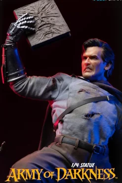 Army of Darkness - Ash 1/4th Scale Statue