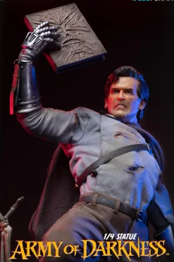 Army of Darkness - Ash 1/4th Scale Statue