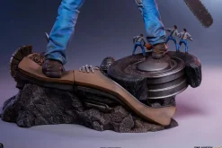 Army of Darkness - Ash Williams Premier Series 1/4 Scale Statue