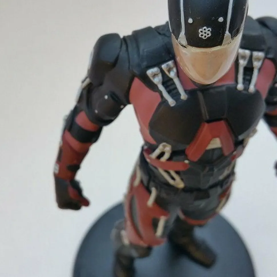 Arrow - Atom Paperweight Statue