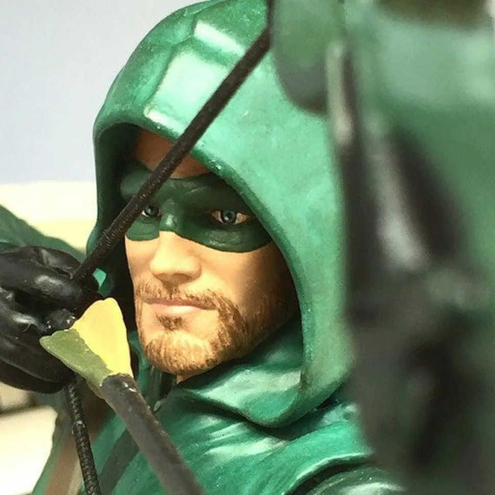 Arrow - Season 2 Bookend Statue