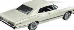 Artisan Collection - 1967 White Chevrolet Impala 1:18 Scale Die Cast Replica