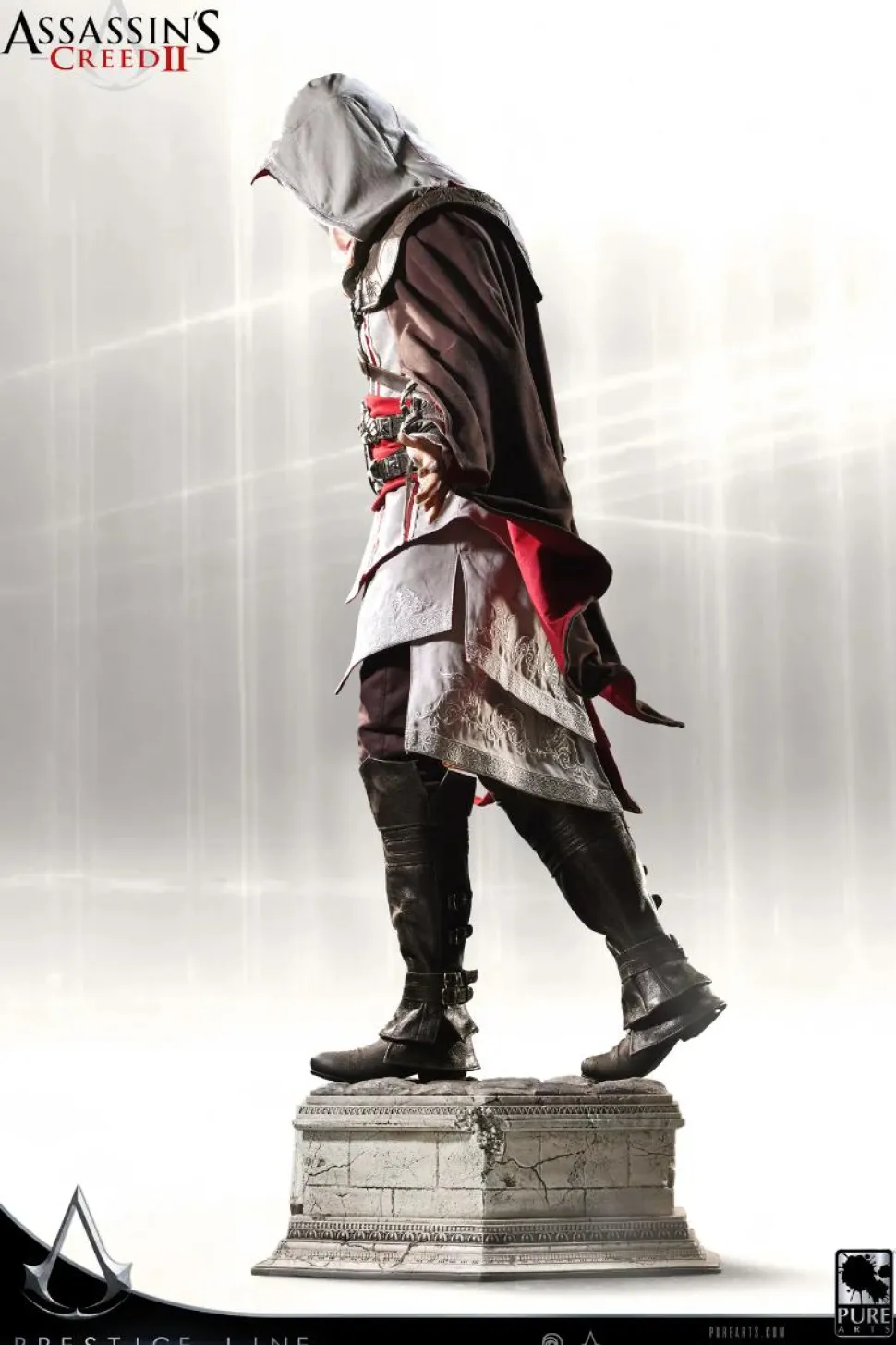 Assassin's Creed II - Ezio Auditore Prestige Line 1/2 Scale Statue