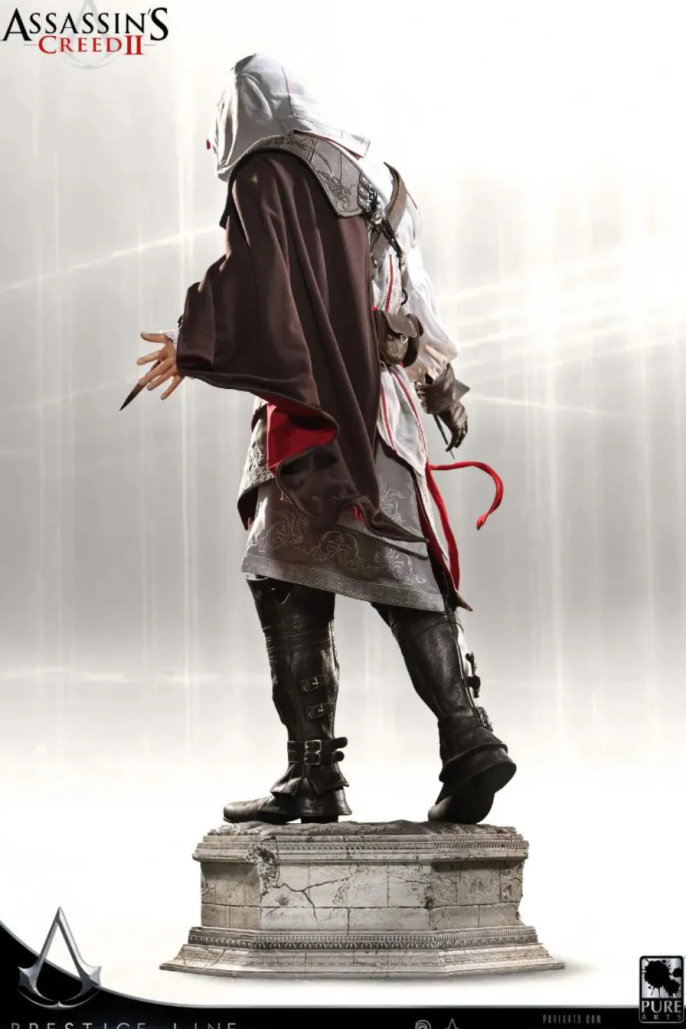 Assassin's Creed II - Ezio Auditore Prestige Line 1/2 Scale Statue