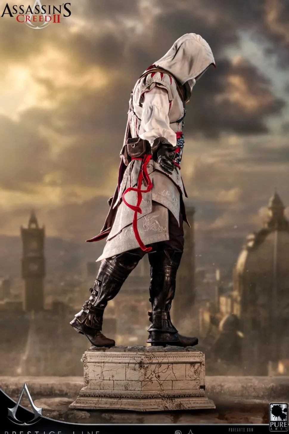 Assassin's Creed II - Ezio Auditore Prestige Line 1/2 Scale Statue