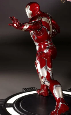 Avengers 2: Age of Ultron - Iron Man Mark 43 Cinemaquette Statue