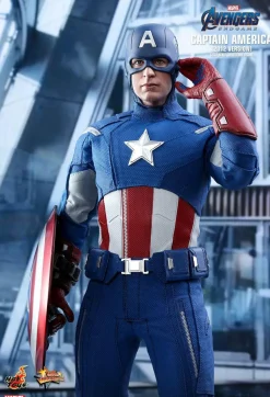 Avengers 4: Endgame - Captain America 2012 Version 1/6th Scale Hot Toys Action Figure