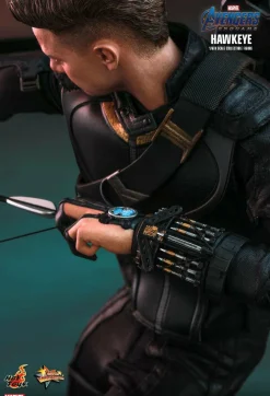 Avengers 4: Endgame - Hawkeye 1/6th Scale Hot Toys Action Figure