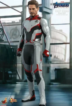 Avengers 4: Endgame - Tony Stark in Team Suit 1/6th Scale Hot Toys Action Figure