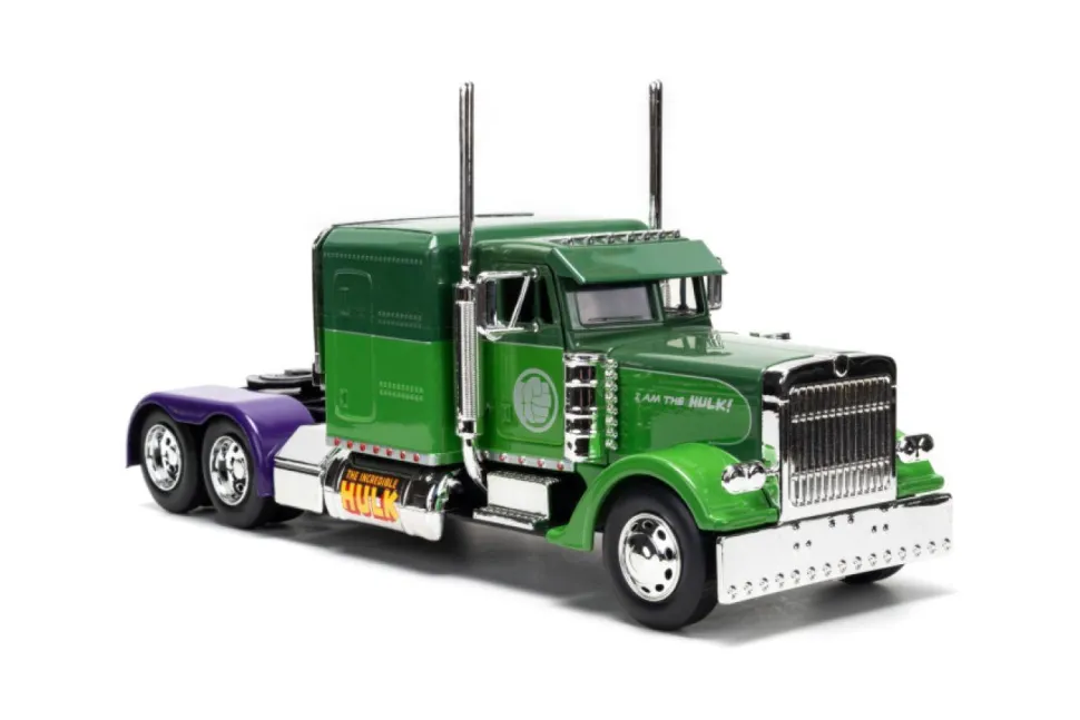 Avengers - Hulk 1992 Peterbilt 379 1/24th Scale Die-Cast Vehicle