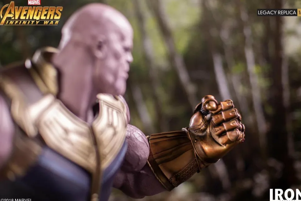 Avengers 3: Infinity War - Thanos 1/4 Scale Legacy Statue