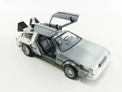 Back to the Future 2 - DeLorean Time Machine Hollywood Rides 1/24th Scale Die-Cast Vehicle