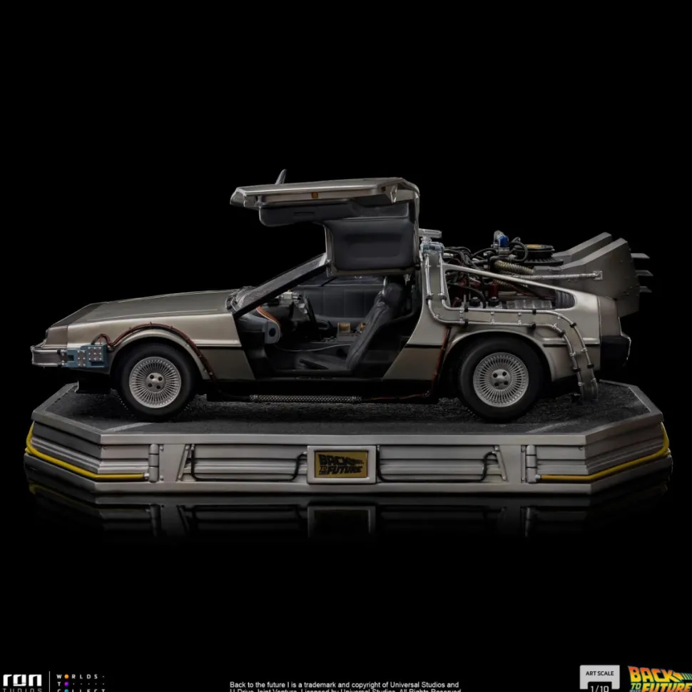 Back To The Future - DeLorean Time Machine 1/10th Scale Statue