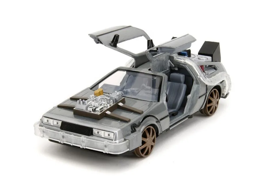 Back to the Future Part III - DeLorean Time Machine (Train Wheel Version) w/Lights Hollywood Rides 1/24th Scale Die-Cast Vehicle Replica