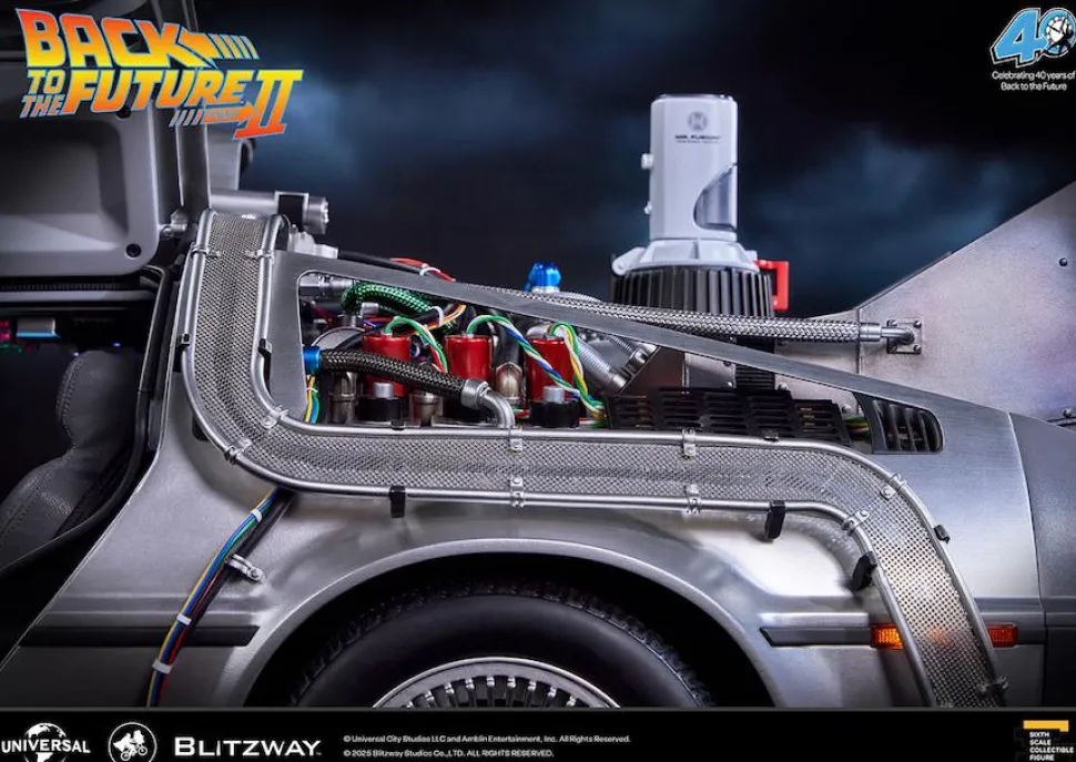 Back to the Future Part II - DeLorean Time Machine 1/6th Scale Action Figure Vehicle Replica