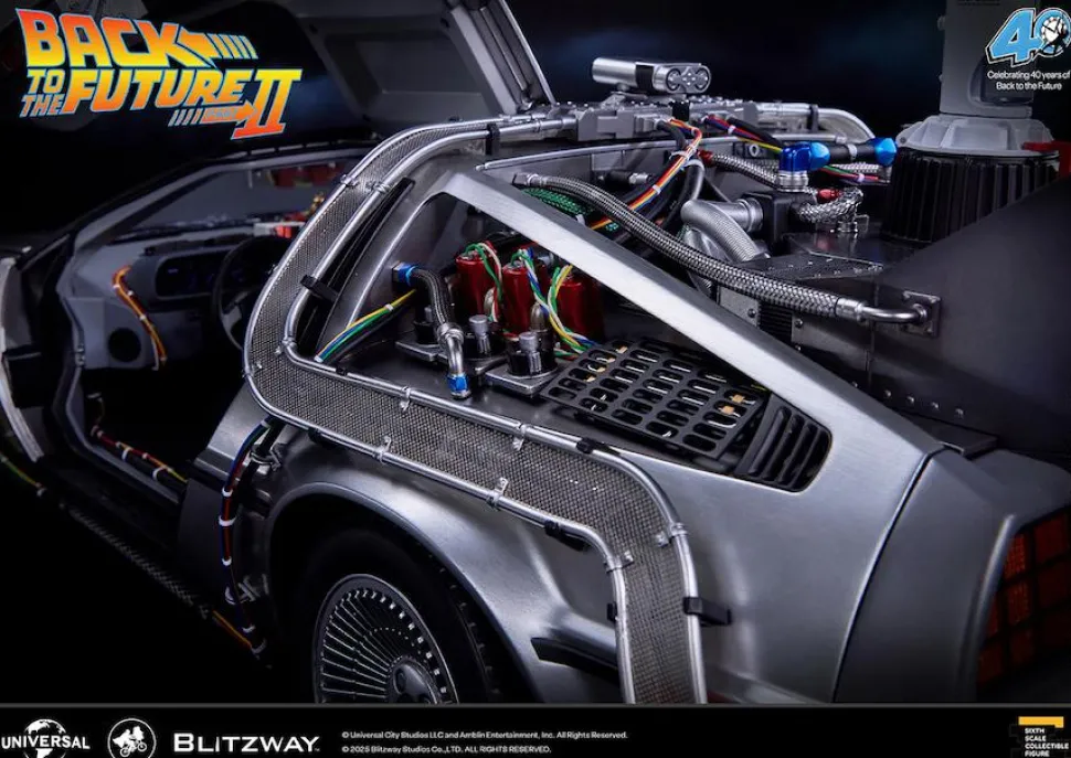 Back to the Future Part II - DeLorean Time Machine 1/6th Scale Action Figure Vehicle Replica