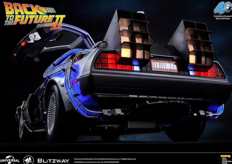 Back to the Future Part II - DeLorean Time Machine 1/6th Scale Action Figure Vehicle Replica