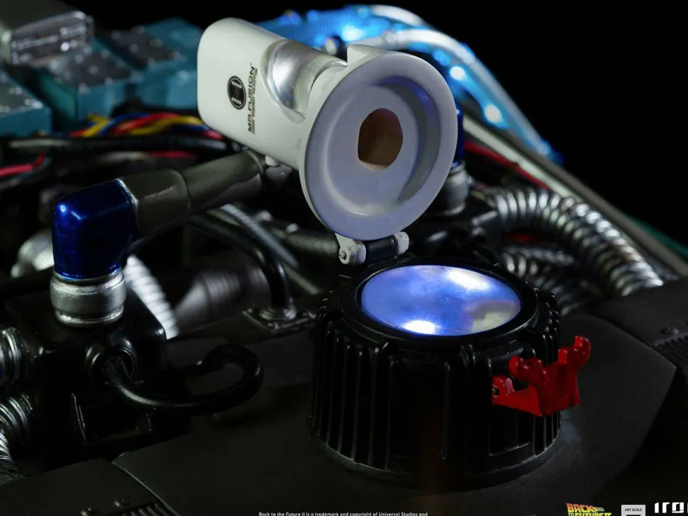 Back to the Future Part II - DeLorean 1/10th Scale Statue