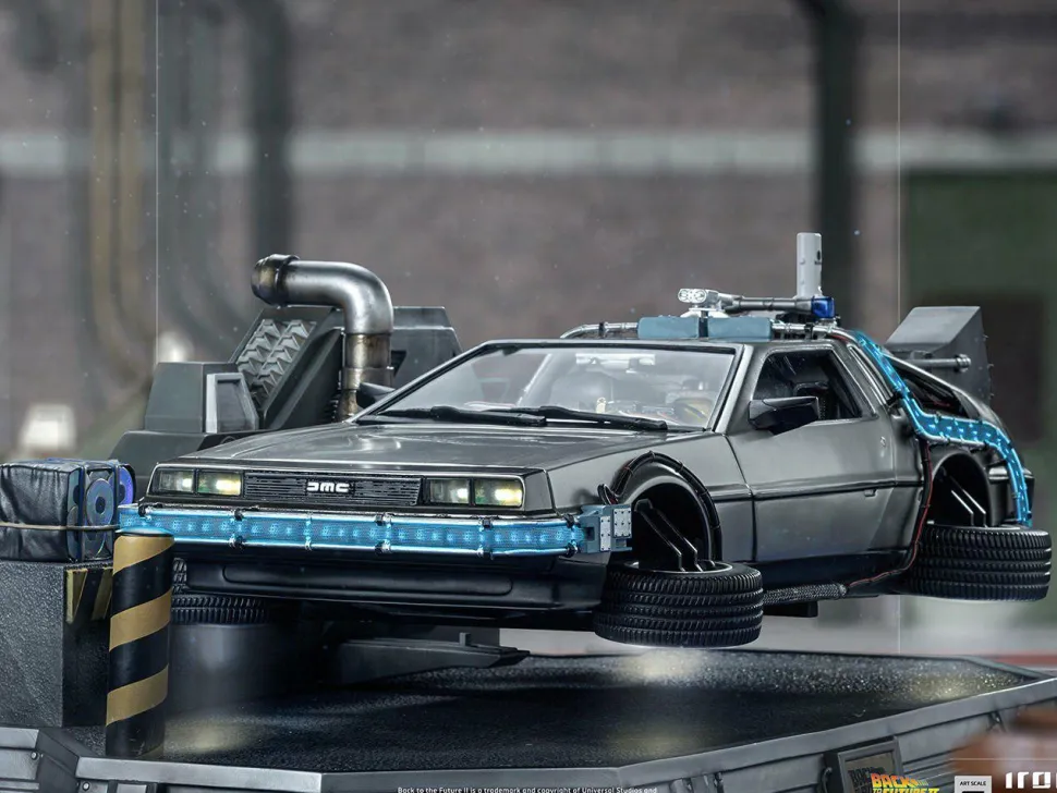 Back to the Future Part II - DeLorean 1/10th Scale Statue