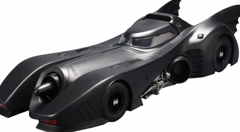 Batman (1989) - Batmobile 1/35th Scale Vehicle Replica Model Kit