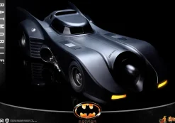 Batman (1989) - Batmobile 1/6th Scale Hot Toys Replica