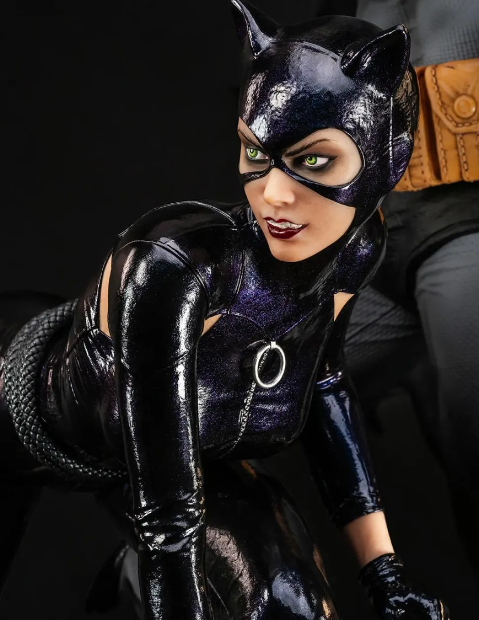 Batman - Batman & Catwoman Reunion 1/4 Scale Statue