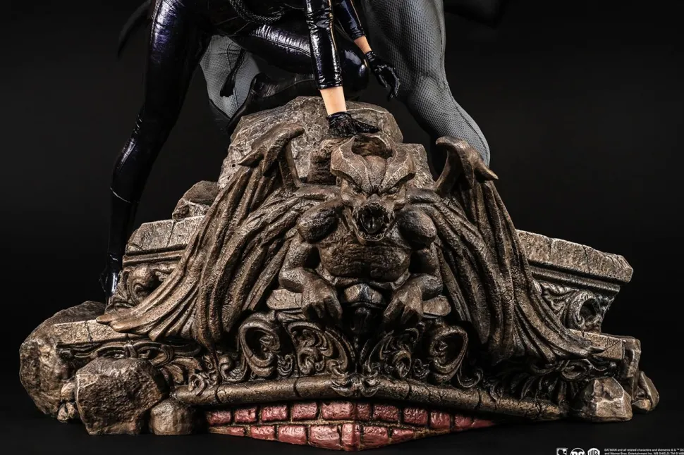 Batman - Batman & Catwoman Reunion 1/4 Scale Statue