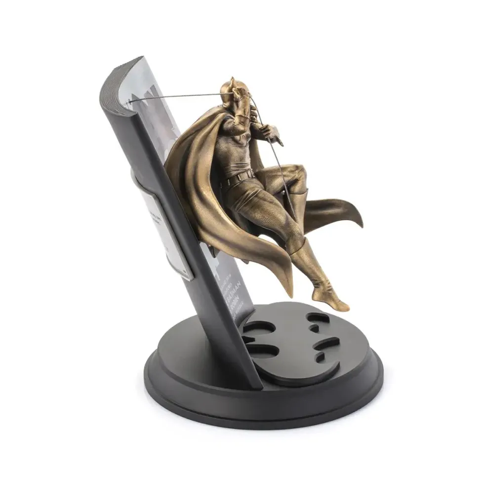 Batman - Batman (Batman Vol. 1 #1) Limited Edition 8.5" Gilt Pewter Statue