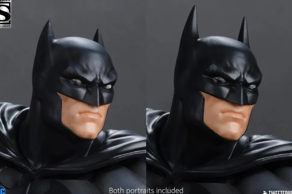 Batman - Batman (Black & Gray Edition) 1/4 Scale Maquette Statue