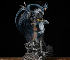 Batman - Batman by Martin Canale Premium Format Statue
