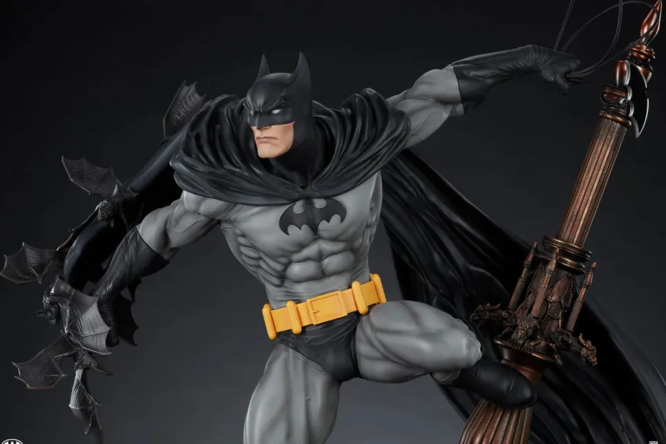 Batman - Batman by Martin Canale (Black Variant) Premium Format Statue (Sideshow Exclusive)