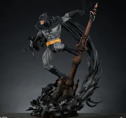Batman - Batman by Martin Canale (Black Variant) Premium Format Statue (Sideshow Exclusive)