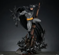 Batman - Batman by Martin Canale (Black Variant) Premium Format Statue (Sideshow Exclusive)