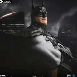 Batman - Batman (DC Trinity) Legacy Replica 1/4 Scale Statue