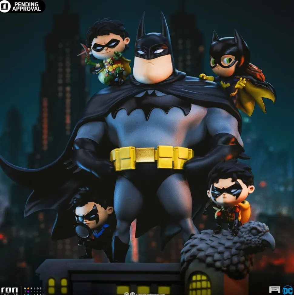 Batman - Batman Family Icons Animated Deluxe 1/10th Scale Statue