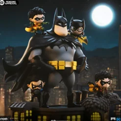Batman - Batman Family Icons Animated Deluxe 1/10th Scale Statue