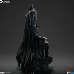 Batman - Batman Identity Legacy Replica 1/4 Scale Statue